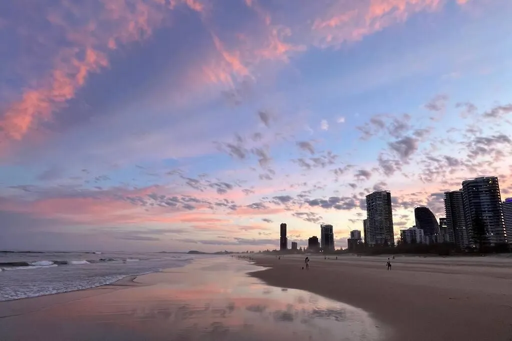Daire Private Sky Terrace Classic Penthouse 2 Car Parks Gold Coast