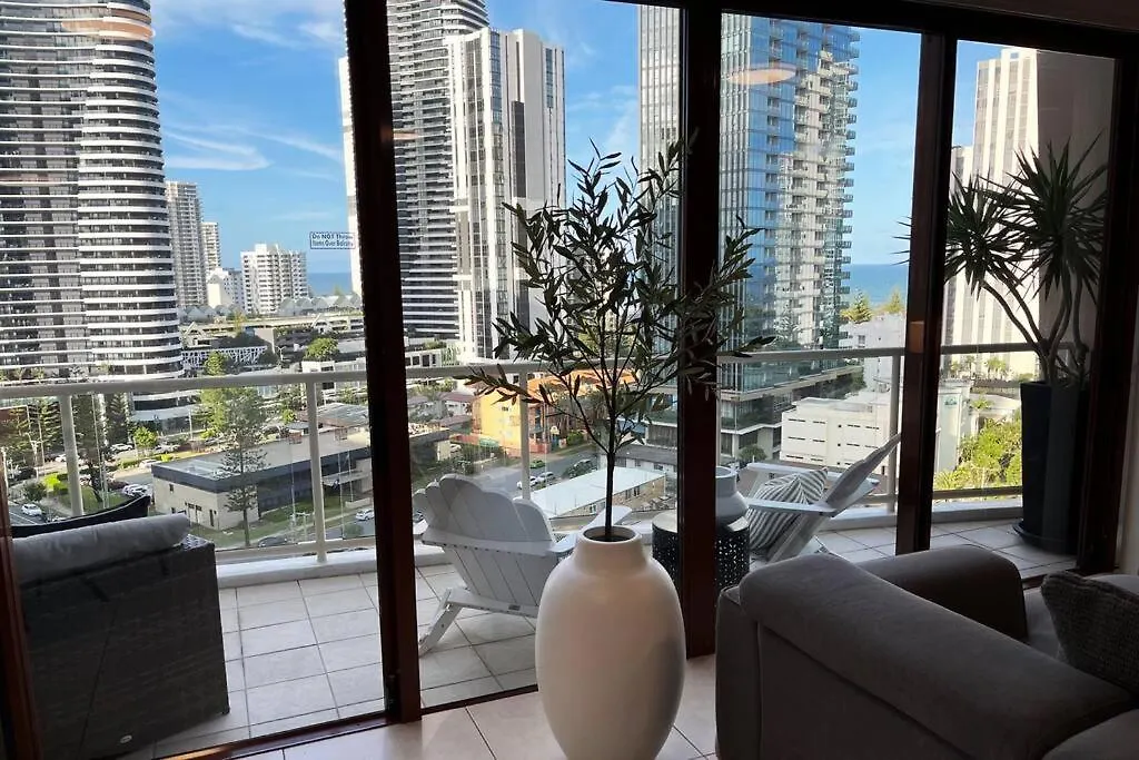 Daire Private Sky Terrace Classic Penthouse 2 Car Parks Gold Coast