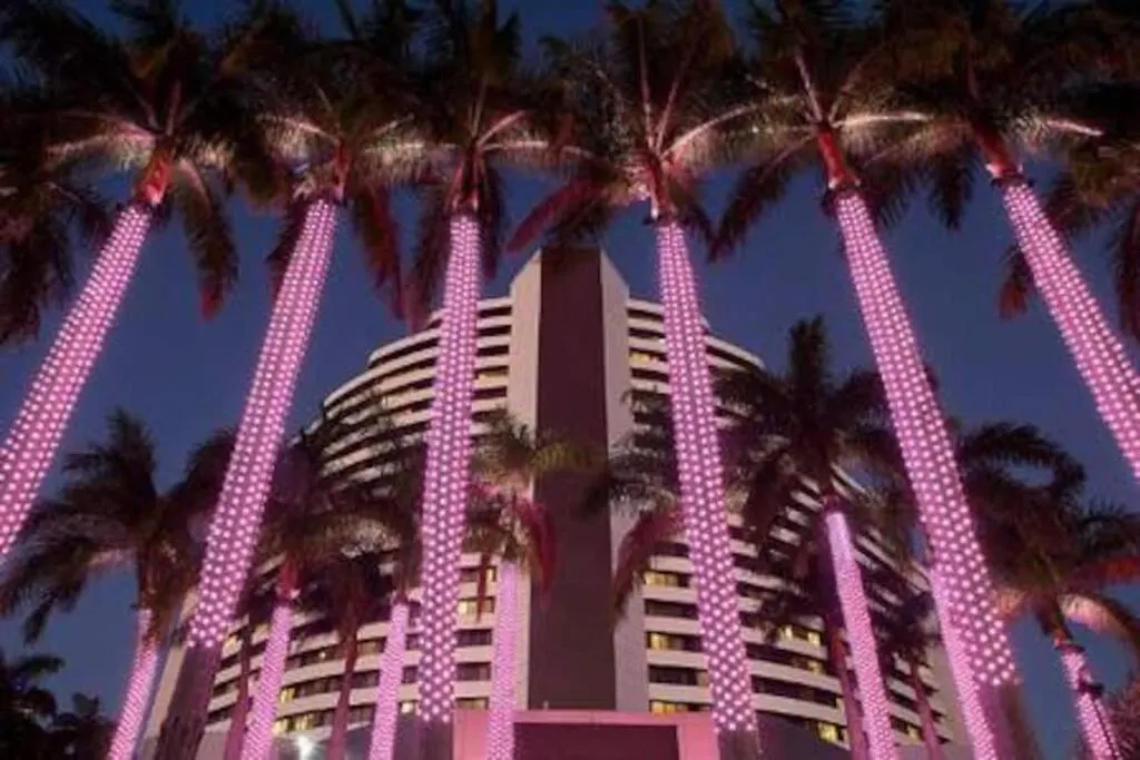 Private Sky Terrace Classic Penthouse 2 Car Parks Gold Coast 0*,  Avustralya