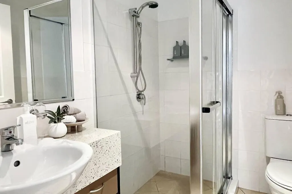 Daire Private Sky Terrace Classic Penthouse 2 Car Parks Gold Coast